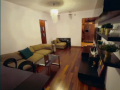 Titan, la 5 minute metrou, pe strada Rotunda, langa parcul IOR